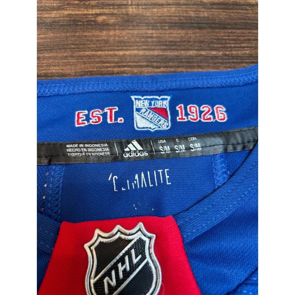 New York Rangers Mats Zuccarello Adidas Jersey US Flag Women’s S/M PROMO PRODUCT